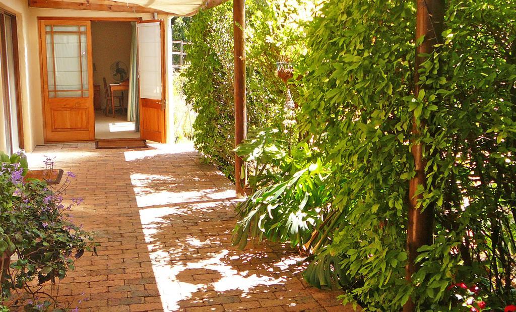 Vineyards Country Home Guest Room Blomtuin Esterno foto